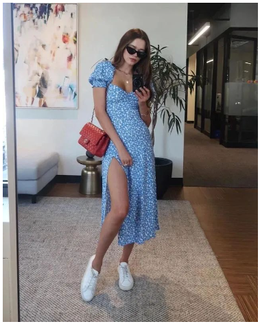 连衣裙+运动鞋春节这么穿太温柔了 连衣裙+运动鞋温柔穿搭2026