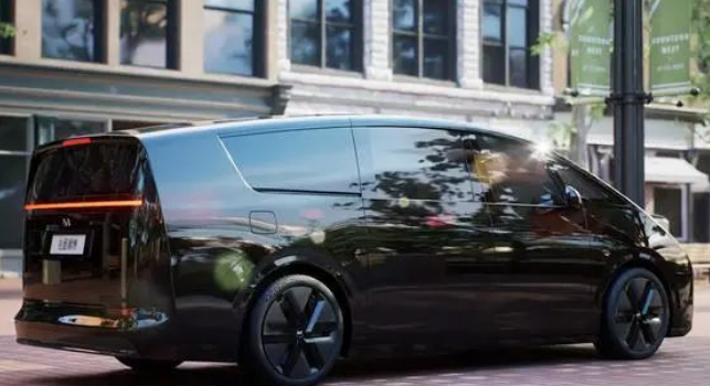 理想汽车CEO李想评汽车博主自制MEGA渲染图：相似度80%