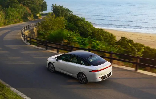 新款小鹏P5正式上市 2023款小鹏P5搭高阶智驾尺寸也变大