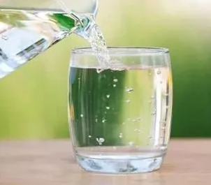 每天喝白开水三升 加速排毒燃脂速度惊人