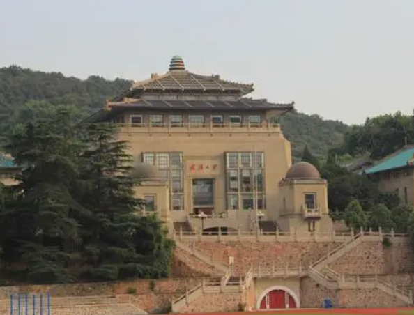 武汉大学是双一流吗 武汉大学全国排第几名