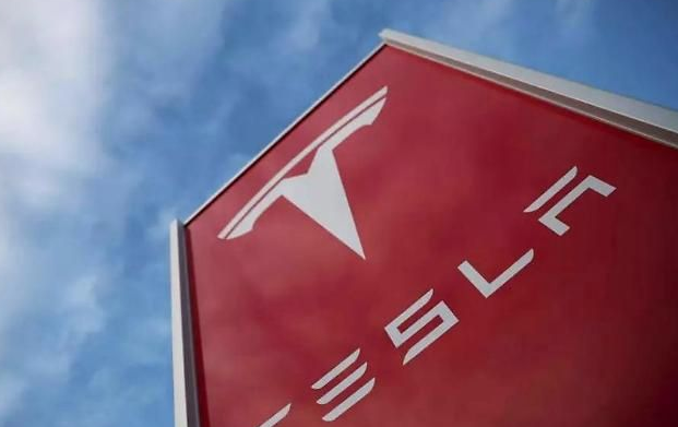 马斯克财富缩水161亿美元仍是世界首富 昨晚特斯拉市值突然蒸发5239亿元 马斯克财富缩水161亿美元仍是世界首富 昨晚特斯拉市值突然蒸发5239亿元