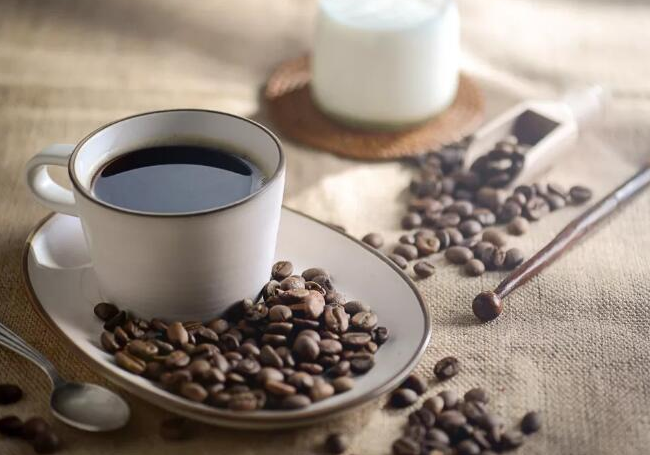 女子每天3杯咖啡被确诊骨质疏松 生活中有4类人不能常喝咖啡