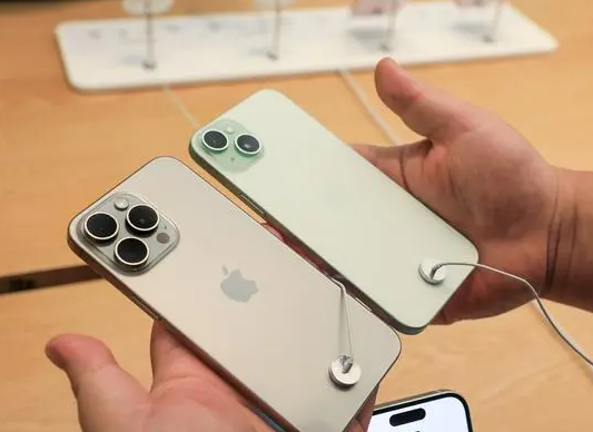 苹果的面子都不给？iPhone 15提前降价导致销量锐减