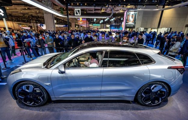 24款纯电猎装超跑ZEEKR 001 FR上市 性能叫板布加迪威龙 24款纯电猎装超跑ZEEKR 001 FR上市 性能叫板布加迪威龙