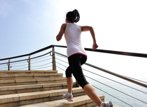 空腹爬楼梯后能立马吃东西吗?空腹爬楼梯要很快吗? 空腹爬楼梯后能立马吃东西吗?空腹爬楼梯要很快吗?