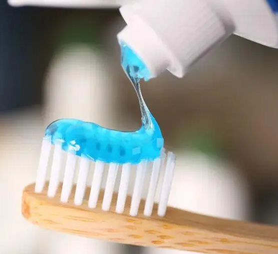 牙都刷不起了？几块钱的牙膏为何“销声匿迹”