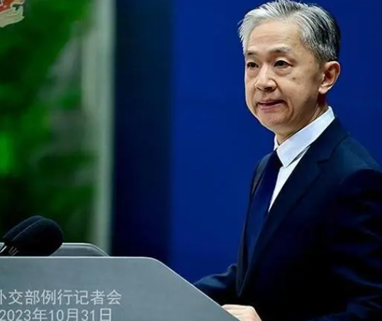 加拿大禁止政府手机使用微信 外交部回应