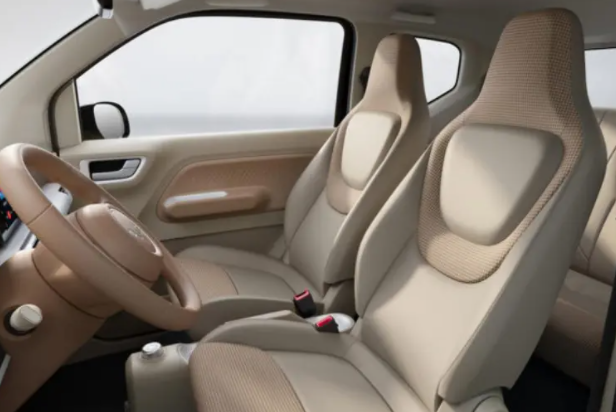 宏光MINIEV第三代马卡龙内饰官图发布 新宏光MINI EV实车曝光 宏光MINIEV第三代马卡龙内饰官图发布 新宏光MINI EV实车曝光