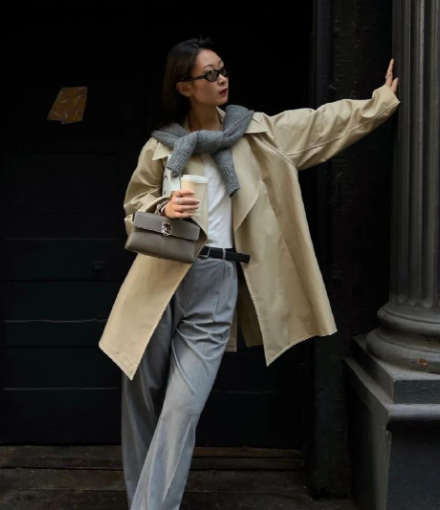 针织衫秋季减龄感穿搭怎么搭(针织衫这么穿时髦好看显年轻)