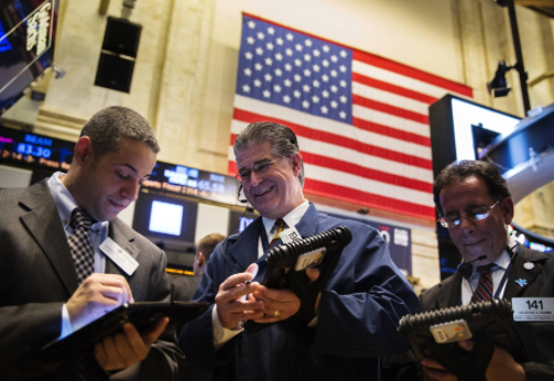 “非农次日”纳指创九个多月最长连涨，美元脱离七周低位