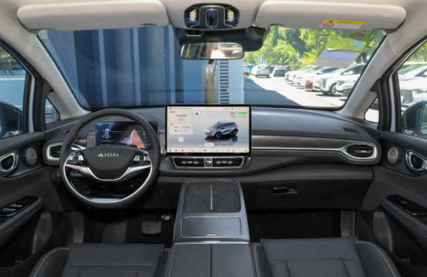 24款AION V Plus 80星辰版上市!纯电7座SUV仅需17万元?