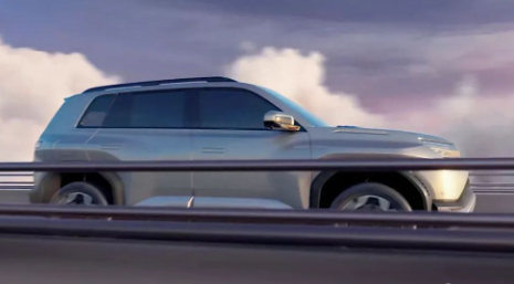 方程豹豹3测试车谍照曝光 定位硬派SUV整车视觉效果干练