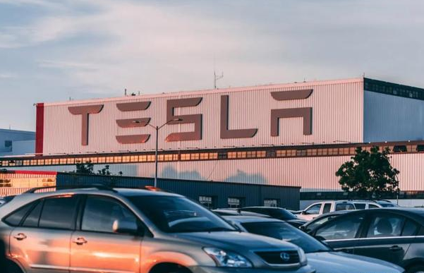 特斯拉宣布涨价了 Model 3/Y长续航版今日起涨价