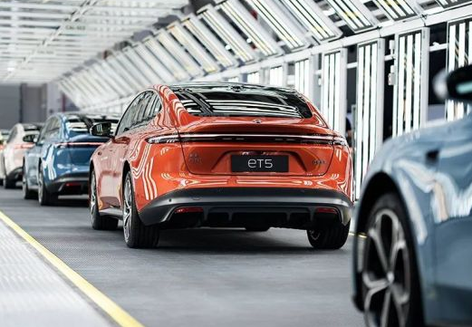 10月蔚来汽车销量降至行业第四 亏764亿的蔚来汽车会不会倒闭?