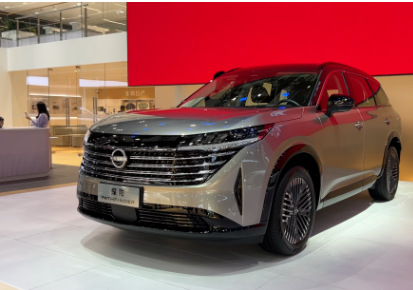 24款日产全新中大型SUV探陆亮相，24款日产日产配2.0T动力