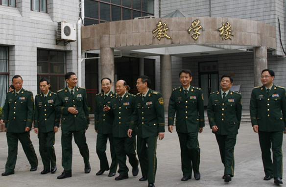 武警指挥学院是本科吗 武警指挥学院是士官学校吗