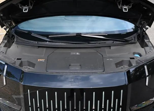 24款吉利高端纯电MPV曝光 吉利翼真X SPACE打造SEA浩瀚架构