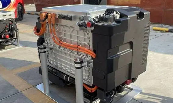 通用汽车将和小松联合开发氢燃料电池模块 首批车辆将于2026年投产 通用汽车将和小松联合开发氢燃料电池模块 首批车辆将于2026年投产