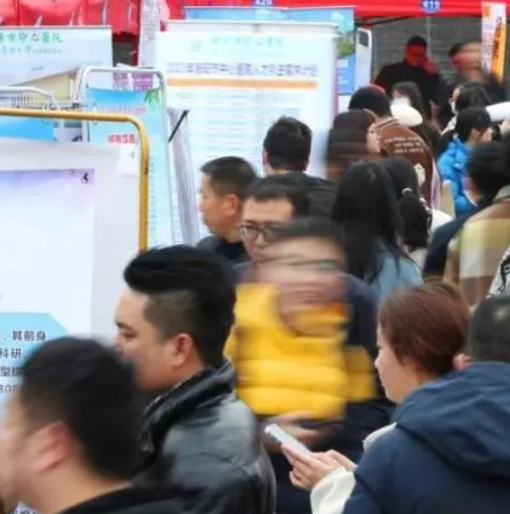 教育部多措并举促进高校毕业生就业
