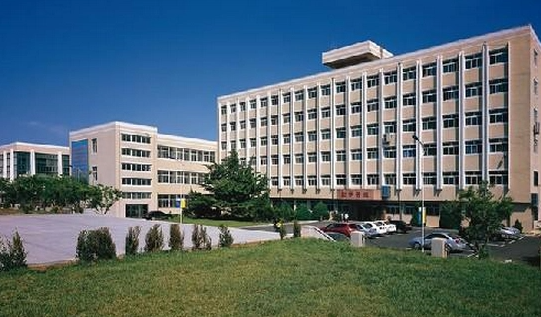 大连翻译职业学院是民办学校吗 大连翻译职业学院毕业生好就业吗