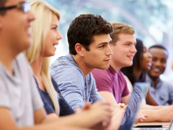 今日重阳节中国老人平均退休年龄 中国劳动力平均年龄逼近40岁 今日重阳节中国老人平均退休年龄 中国劳动力平均年龄逼近40岁