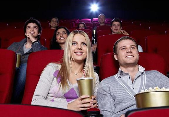 怀孕腹痛正常吗?怀孕可以看电影吗?