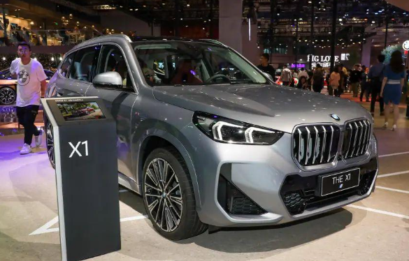 华晨宝马X1 M35Li 9月量产上市 搭载2.0T涡轮增压发动机最大功率246kW