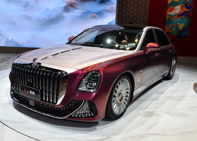 红旗金葵花系列超豪华轿车定名“国雅”!红旗金葵花系列国雅价格多少合适? 红旗金葵花系列超豪华轿车定名“国雅”!红旗金葵花系列国雅价格多少合适?