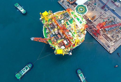 亚洲首艘圆筒型“海上油气加工厂”启运 “海葵一号”最大储油量达6万吨