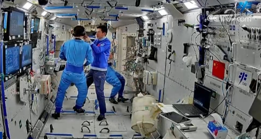 神舟十八号乘组已开展多项空间科学实验 神舟十八号乘组将在空间站驻留约6个月