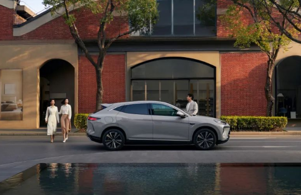 腾势第20万辆整车正式交付 腾势全国直营门店突破400家