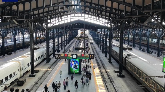 黑龙江将开行今年首趟中俄跨境游专列 预计6月10日将达到客流高峰