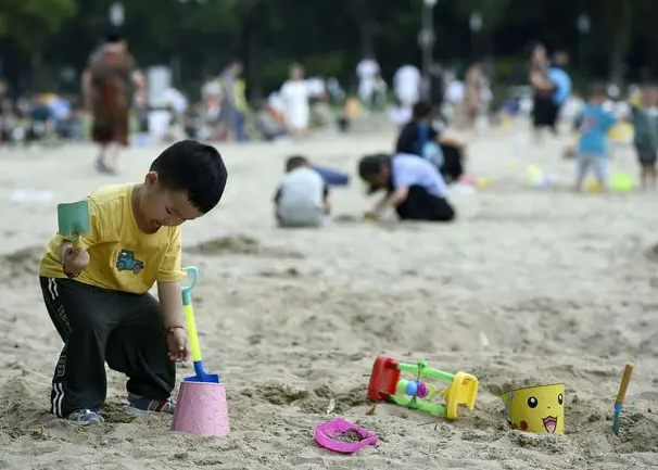 北京中小学生将迎来超长暑假 7周零6天! 北京中小学生将迎来超长暑假 7周零6天!