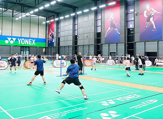 买不到100元以下的羽毛球了? 国内羽毛球爱好者增加供需失衡