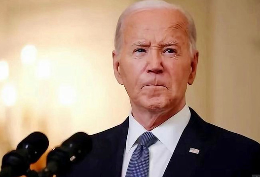 拜登拒绝退出总统竞选 多位国会民主党议员呼吁拜登退出总统选举