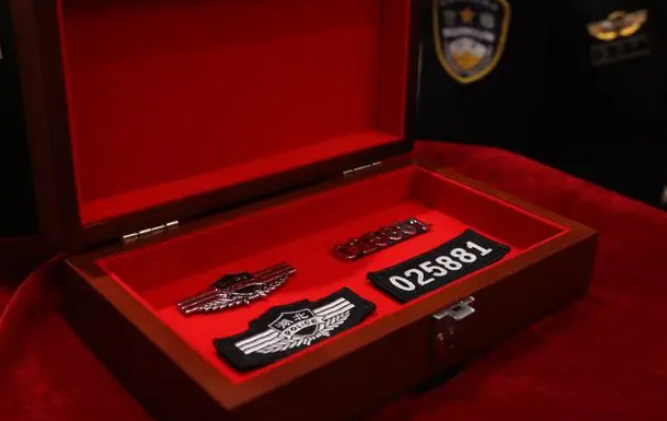 致敬025881 武汉公安首次封存警号