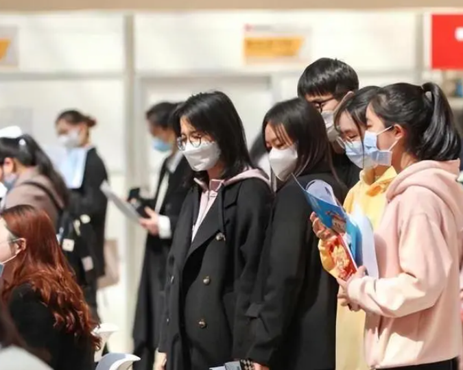 四川大学撤销31个专业，三大传闻揭示真相