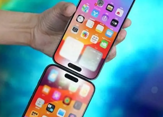 苹果回应iPhone鬼手现象 自动打开相机、回复朋友圈等!