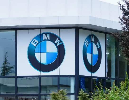 宝马因气囊故障在美国召回超过一万辆汽车 侧安全气囊可能在展开时发生爆炸