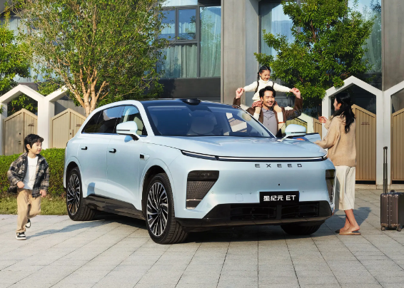 星纪元ET迎来第10000台交付 星纪元ET上市三个月交付量破万 星纪元ET迎来第10000台交付 星纪元ET上市三个月交付量破万