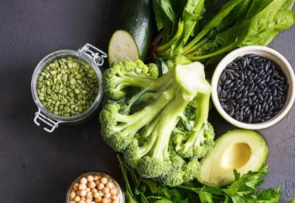 男子拍死隐翅虫多处溃烂5天未愈 隐翅虫皮炎的预防和治疗