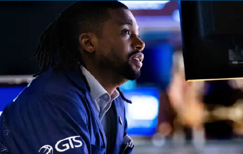 纳指期货跌0.2% 超4600家上涨成交量突破8000亿 纳指期货跌0.2% 超4600家上涨成交量突破8000亿