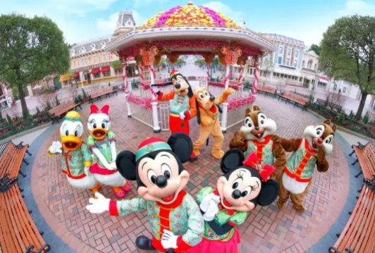 香港迪士尼门票今起涨价 成人票价最高939港元