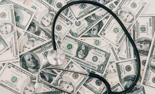 降息潮下全球资金大调仓 互联网巨头可能成为资金汇聚热点