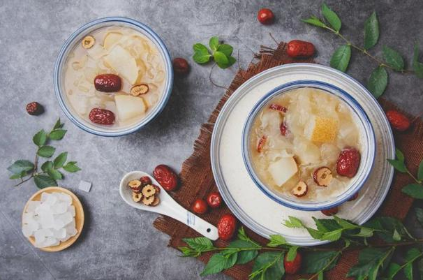 春季健康晚餐讲究“少酸多甜”，春季晚餐多吃这5种甜味食物健脾胃对身体好