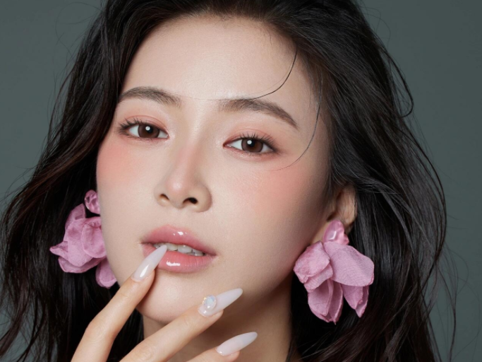 春季赏樱,当然要化一个美哭朋友圈的樱花妆 春季赏樱,当然要化一个美哭朋友圈的樱花妆