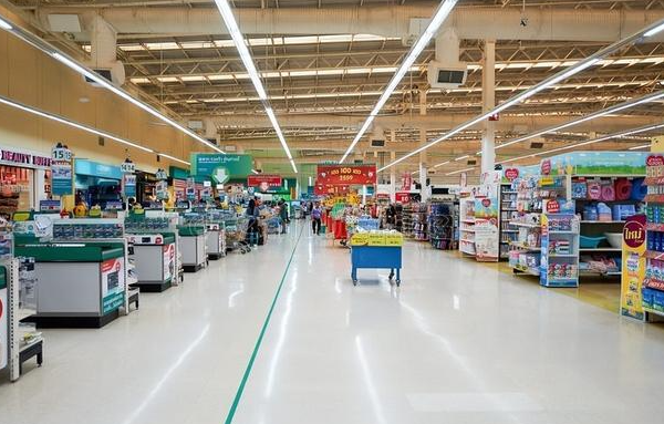 旅美华人实地探访美超市物价 美国全面关税实施后美国超市物价将受到怎样的影响