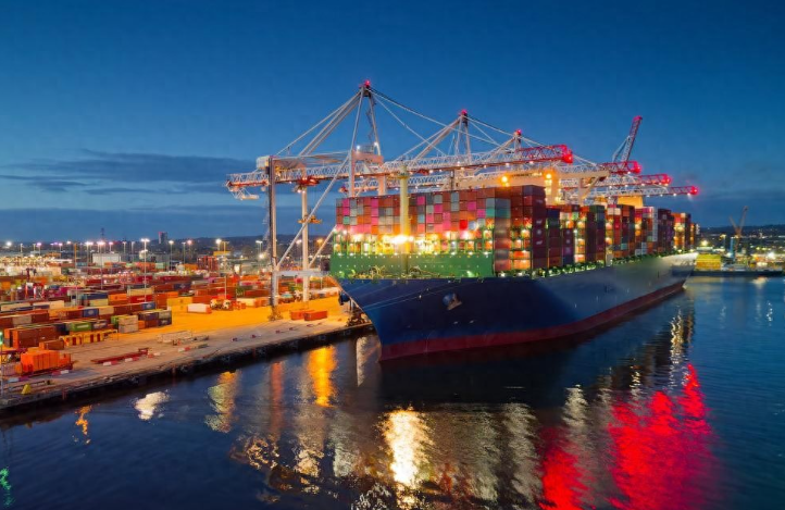 在关税重压之下，中国显示产品在美国市场进入“悬崖式暴跌”