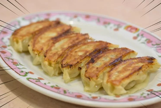 饺子在美身价涨到一美元一个 美中餐馆集体涨价